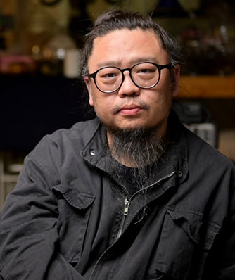 導(dǎo)演、攝影師郝大鵬